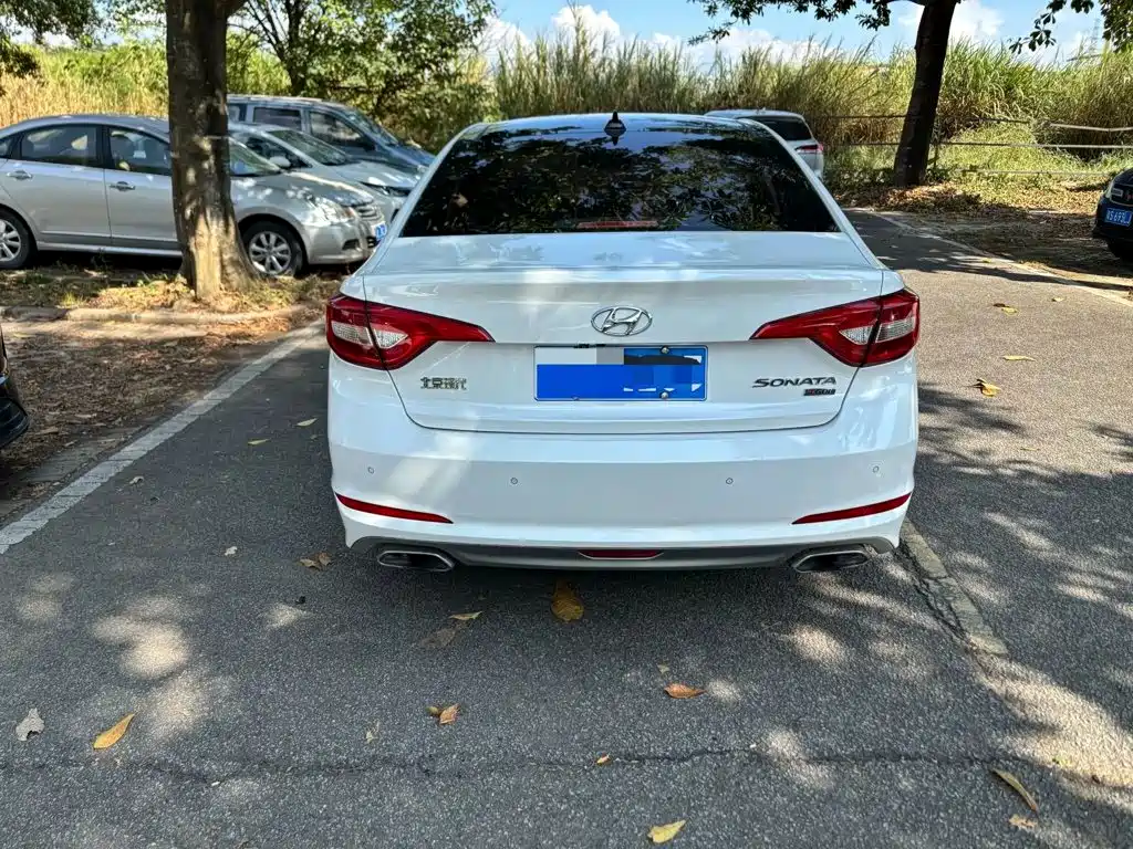 Hyundai Sonata — миниатюра 6