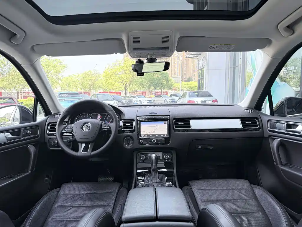 Volkswagen Touareg 2017 3.0TSI