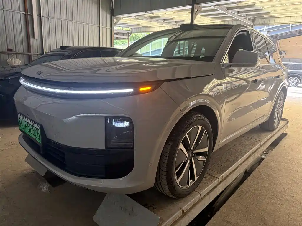 Li Auto Li L6 2024