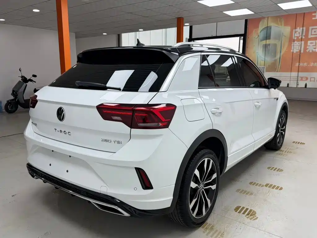 Volkswagen T-Roc — миниатюра 6