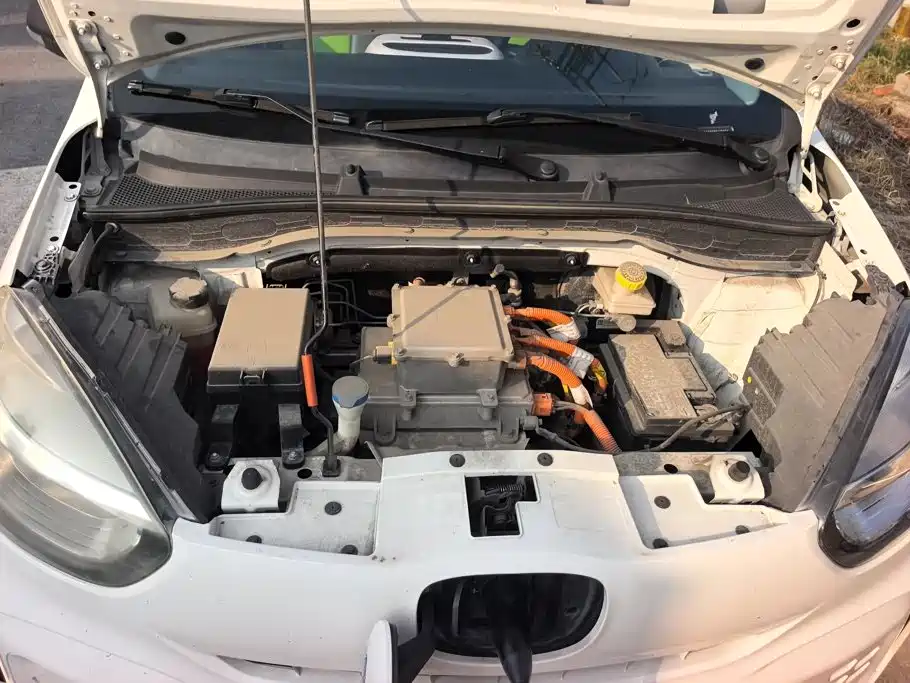 Roewe Clever — миниатюра 10