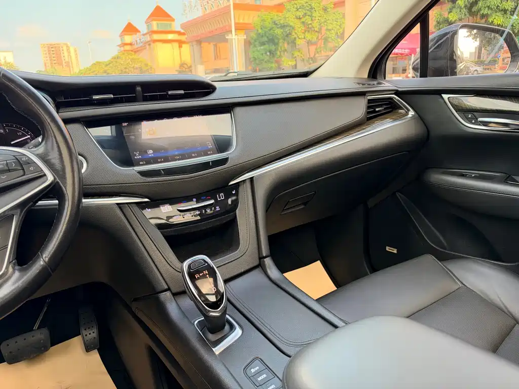 Cadillac XT5 — миниатюра 16