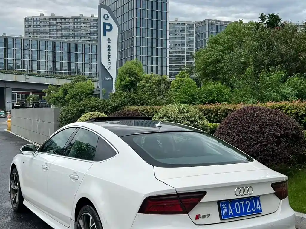 Audi S7 2013 4.0 TFSI quattro