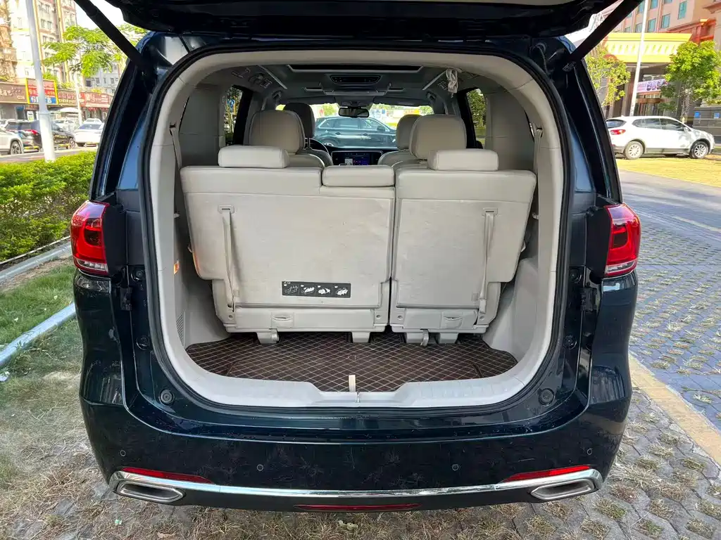GAC M8 2018 320T Luxury