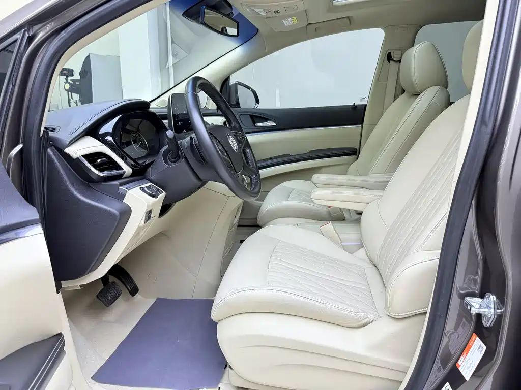 Buick GL8 2023 652T Luxury