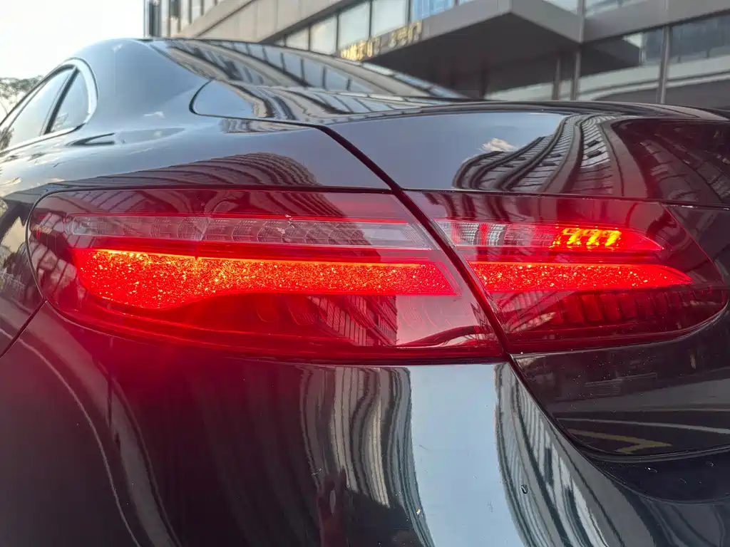 Mercedes-Benz E-Class (Import) — миниатюра 8