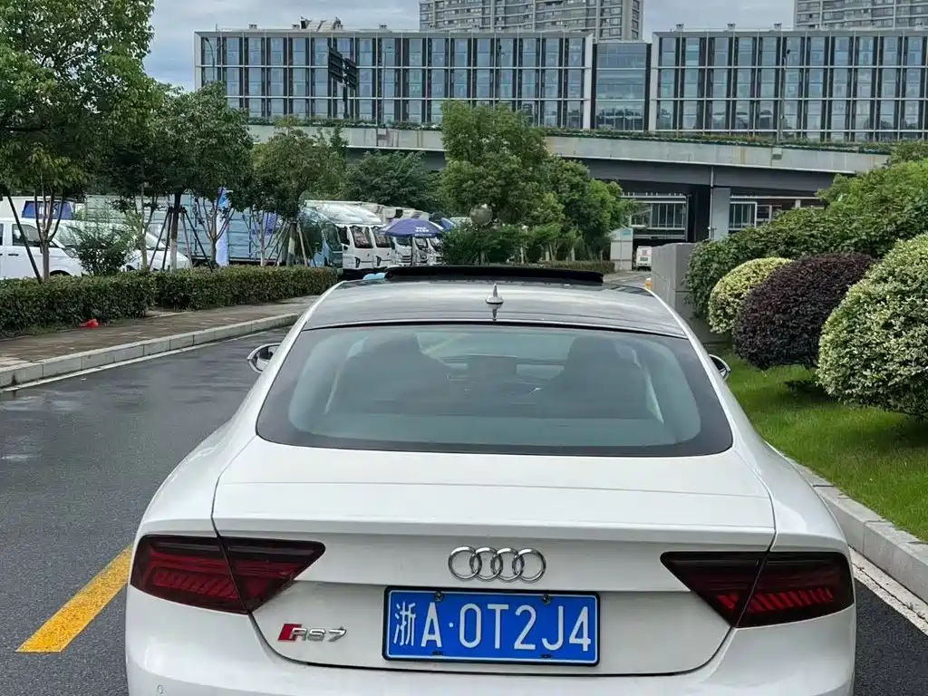 Audi S7 2013 4.0 TFSI quattro