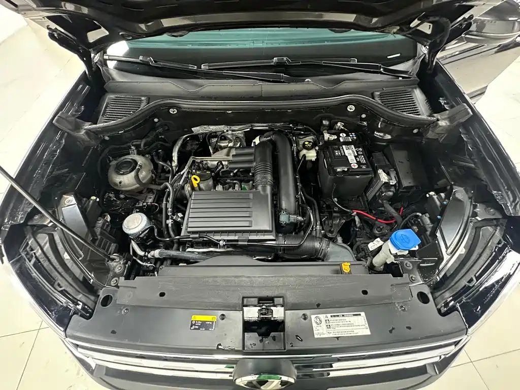 Volkswagen Tharu 2022 280TSI Luxury
