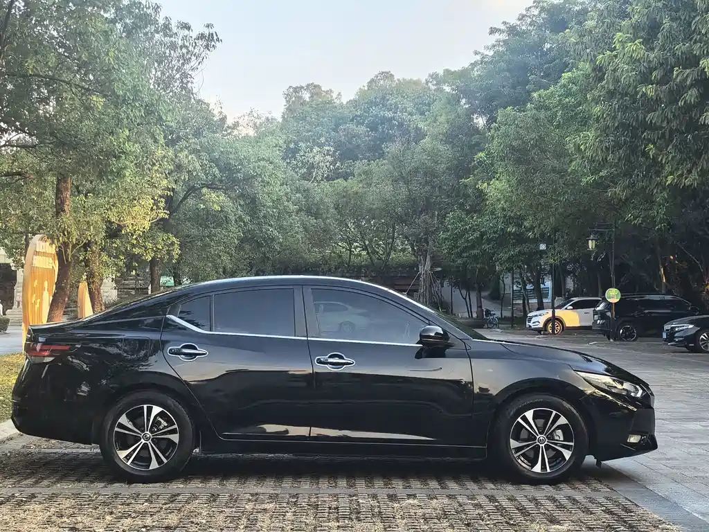 Nissan Sylphy — миниатюра 4