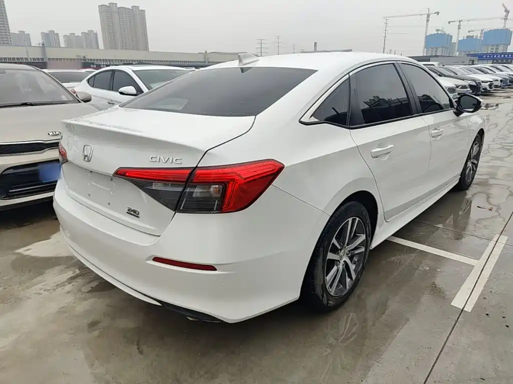 Honda Civic — миниатюра 7