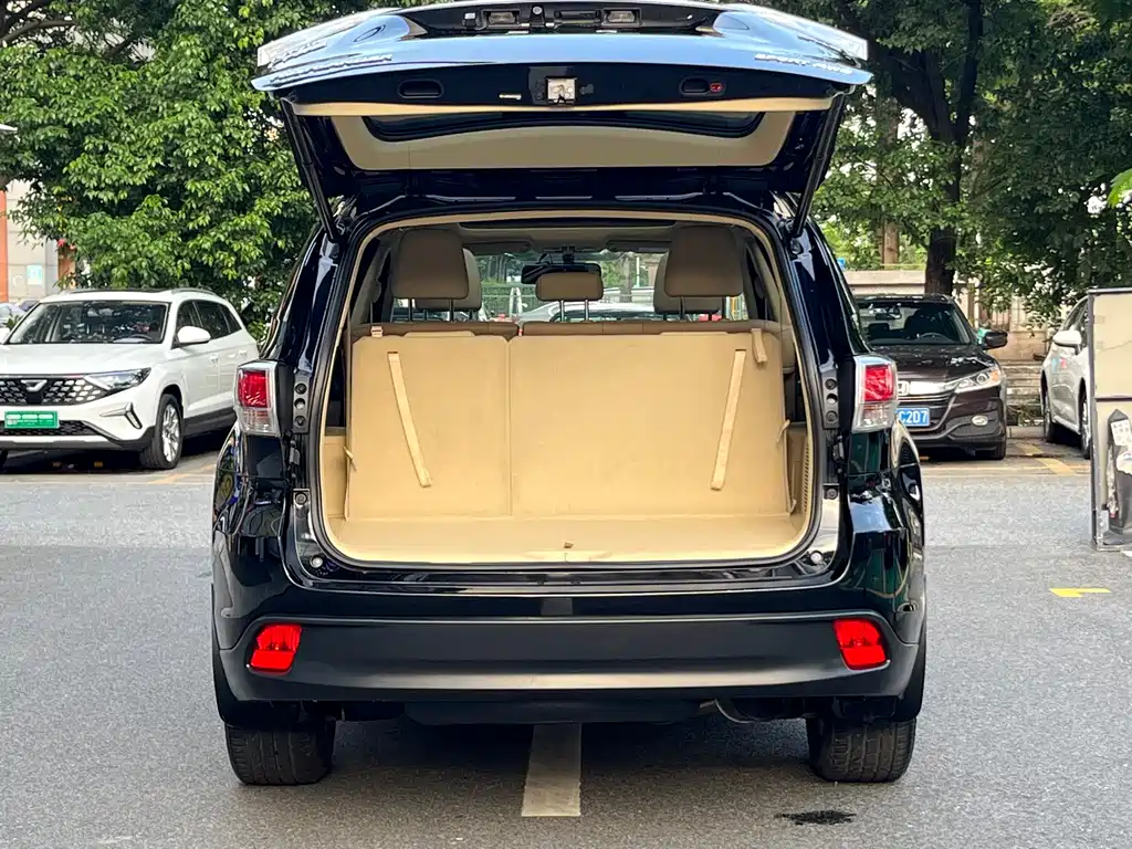 Toyota Highlander — миниатюра 11