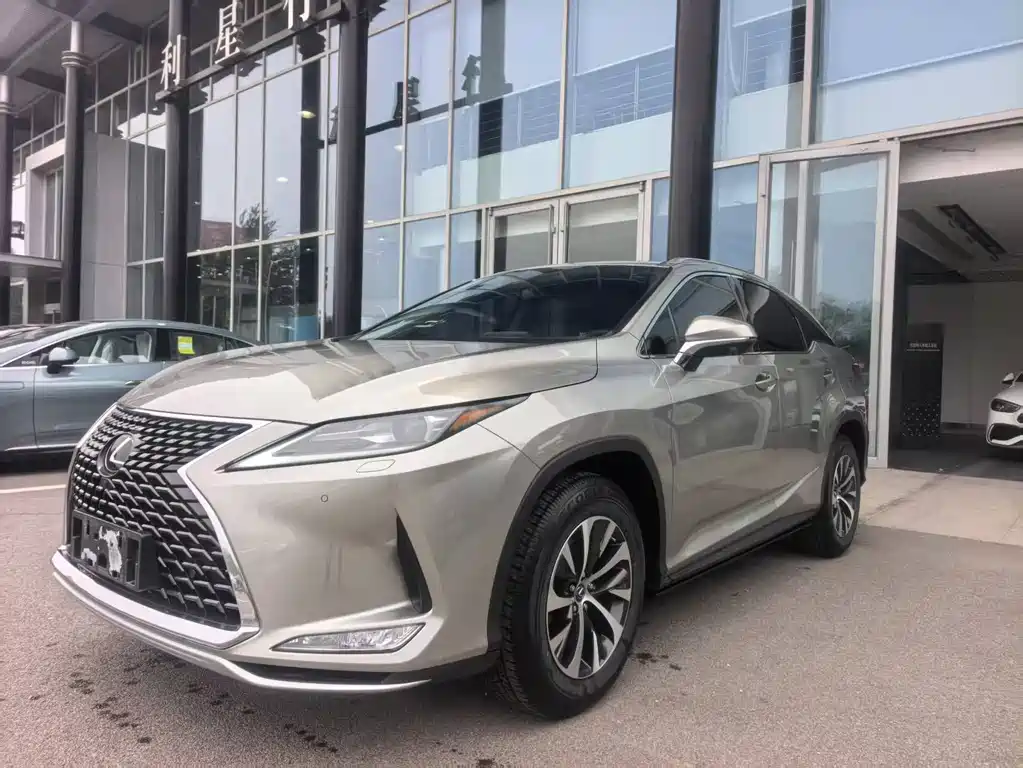Lexus RX 2020