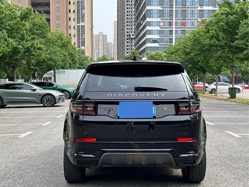 LAND ROVER DISCOVER SPORTS