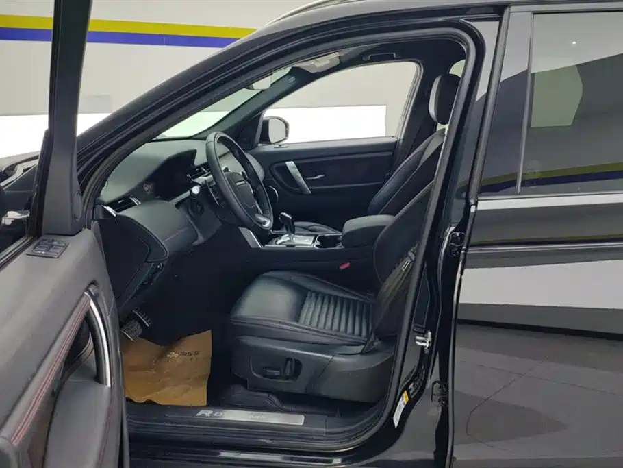 LAND ROVER DISCOVER SPORTS