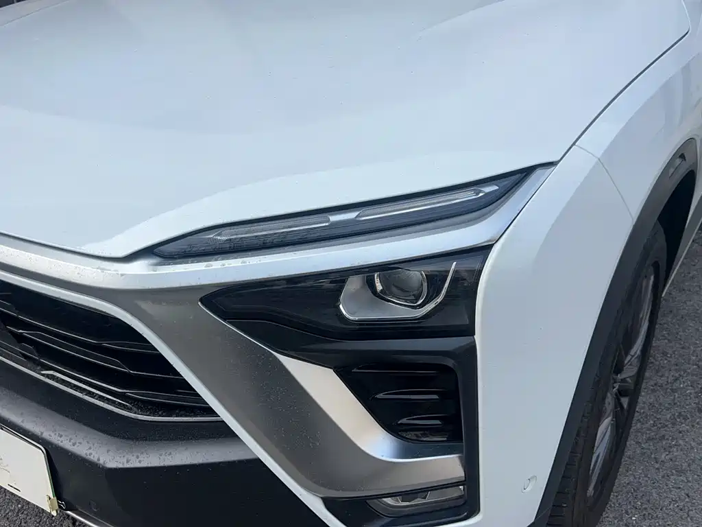 NIO NIO ES8