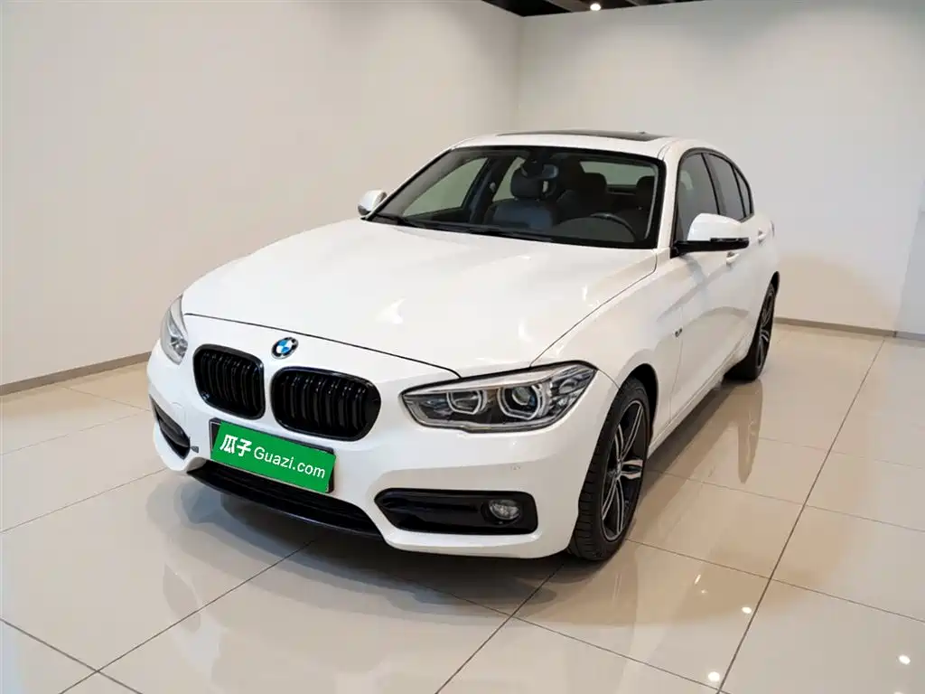 BMW 1 Series (Import) 2019