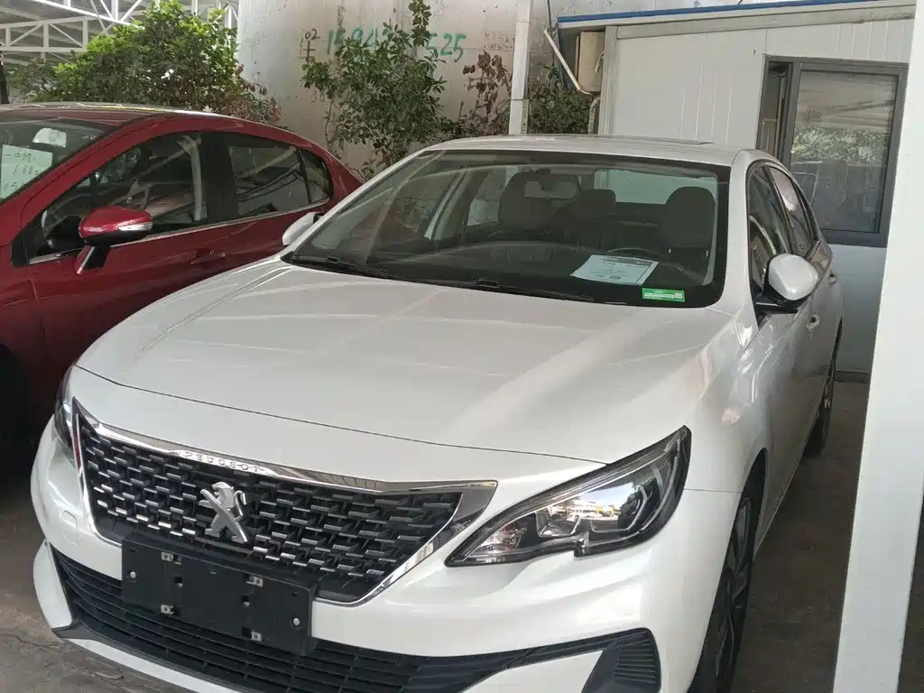 Peugeot 408 2020