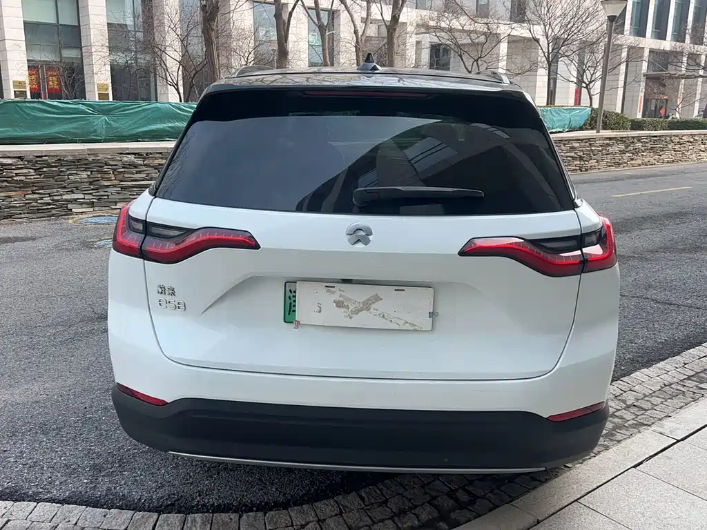 NIO NIO ES8