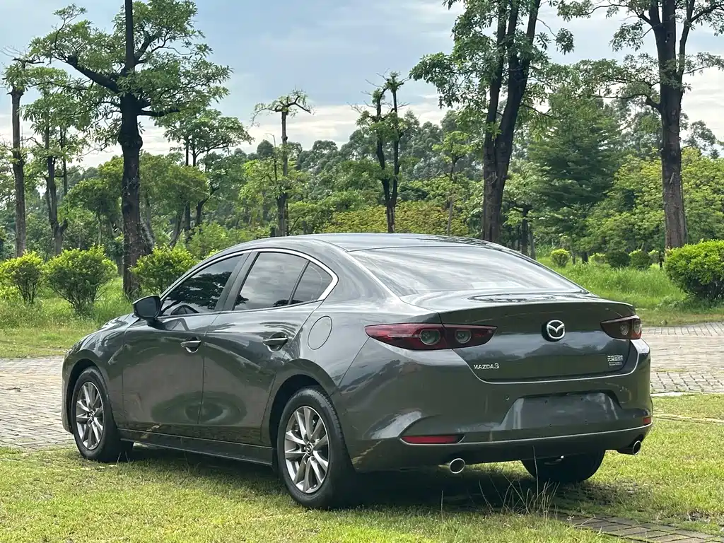 Mazda 3 Axela — миниатюра 26