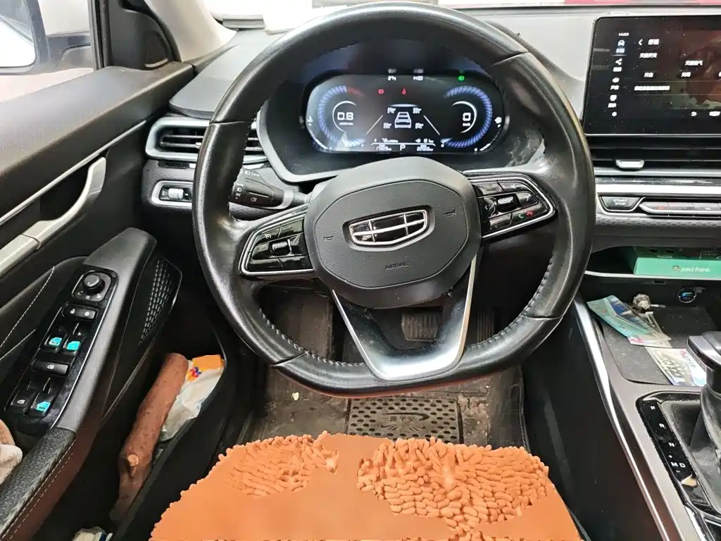 Geely Emgrand — миниатюра 6