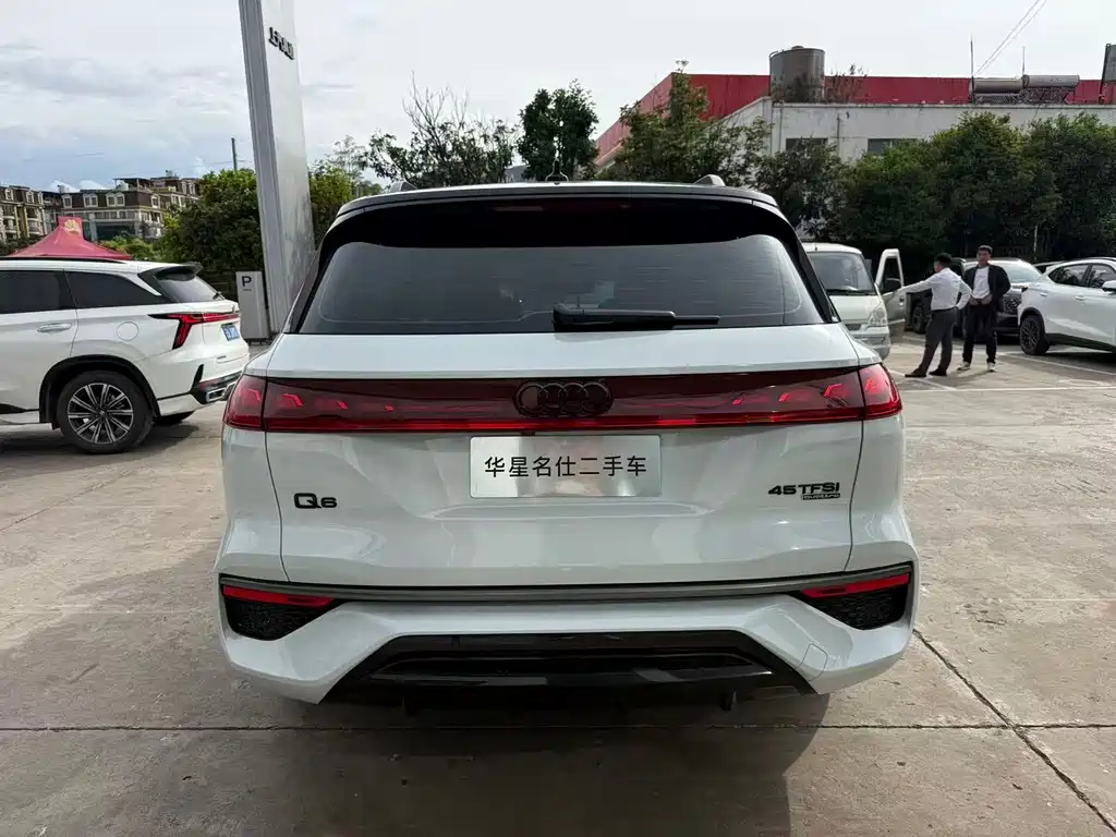 Audi Q6 2023 45 TFSI quattro
