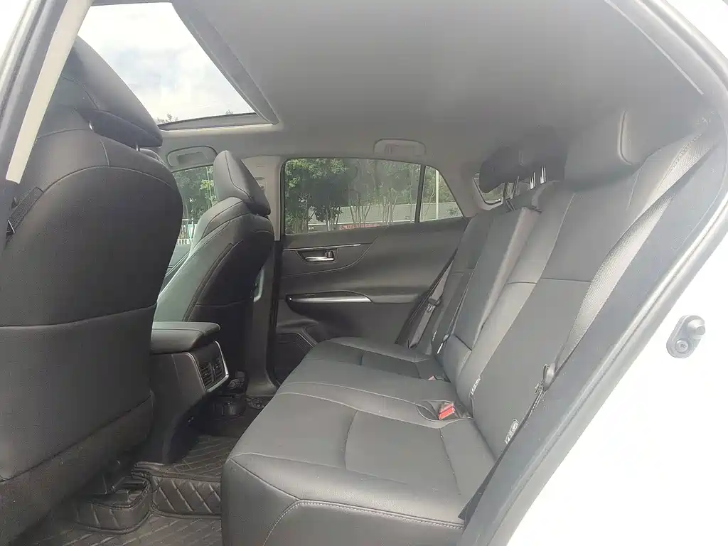 Toyota Venza — миниатюра 18