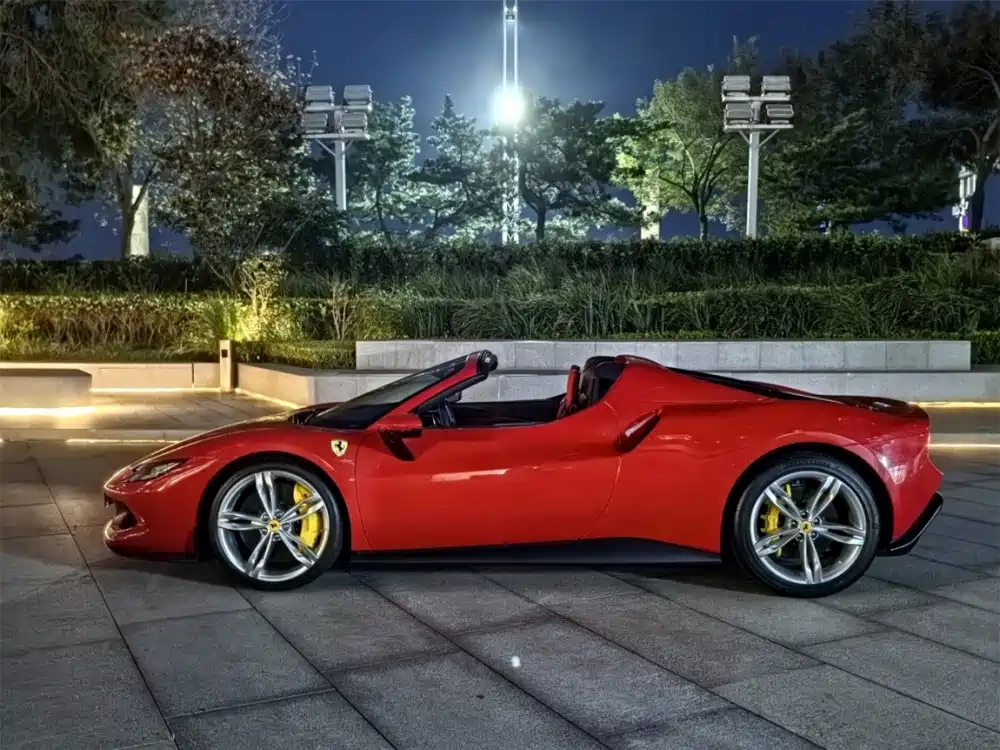 Ferrari 296 — миниатюра 8