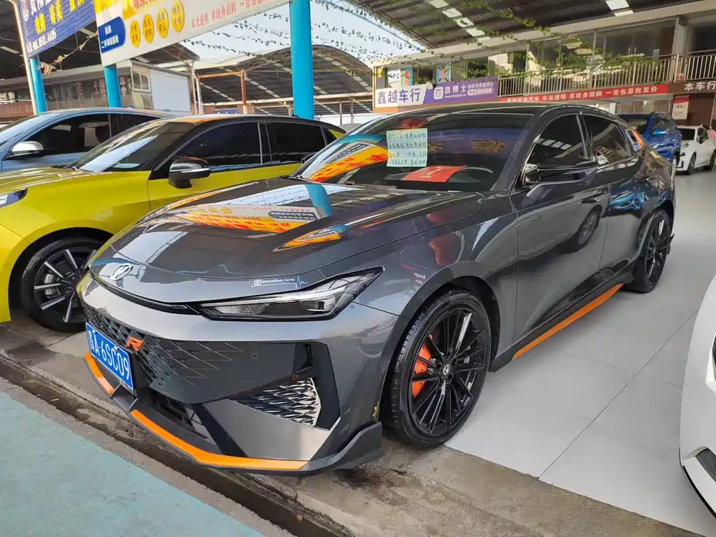 Changan UNI-V 2024