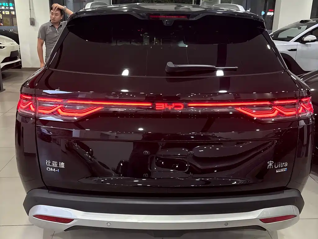 BYD Song Ultra — миниатюра 8