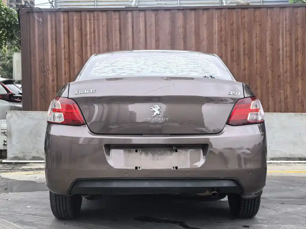 Peugeot 301 — миниатюра 8