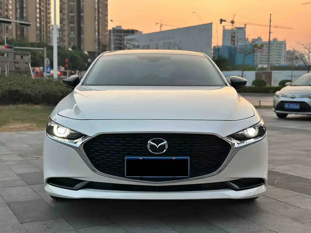 Mazda 3 Axela — миниатюра 2