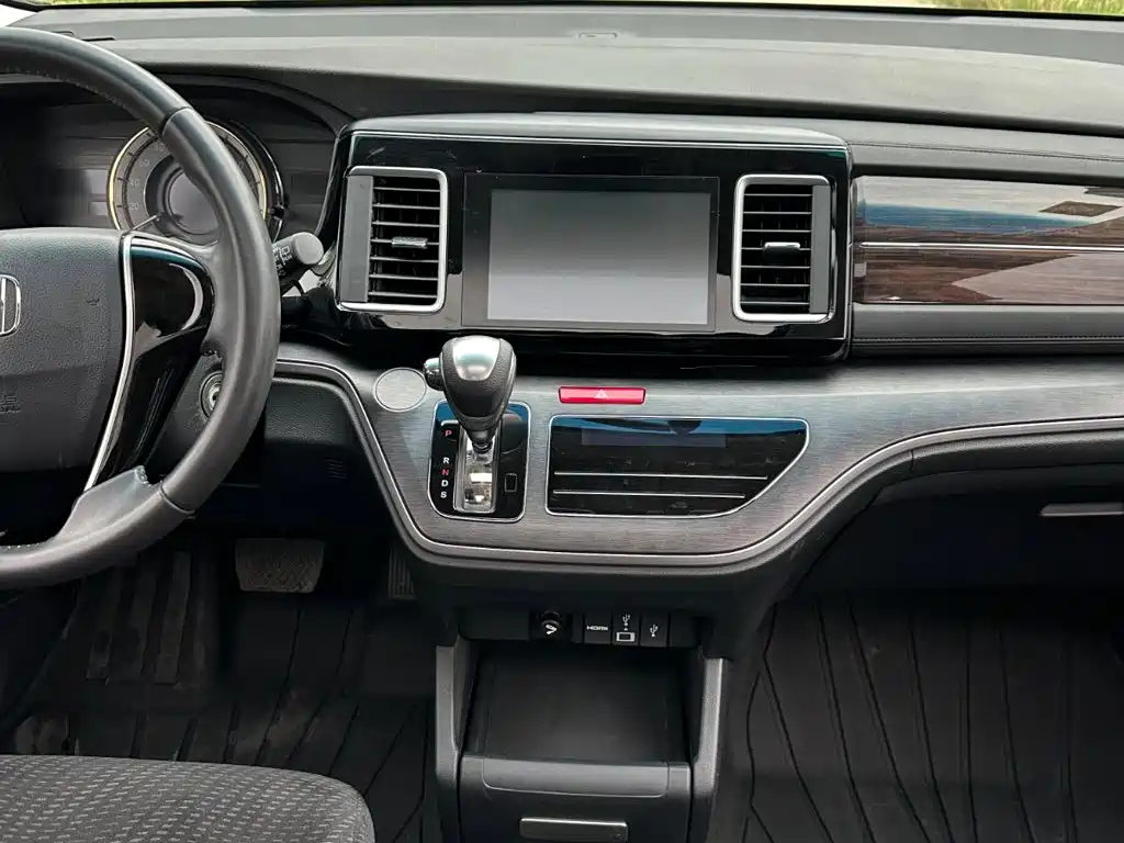 Honda Elysion — миниатюра 21