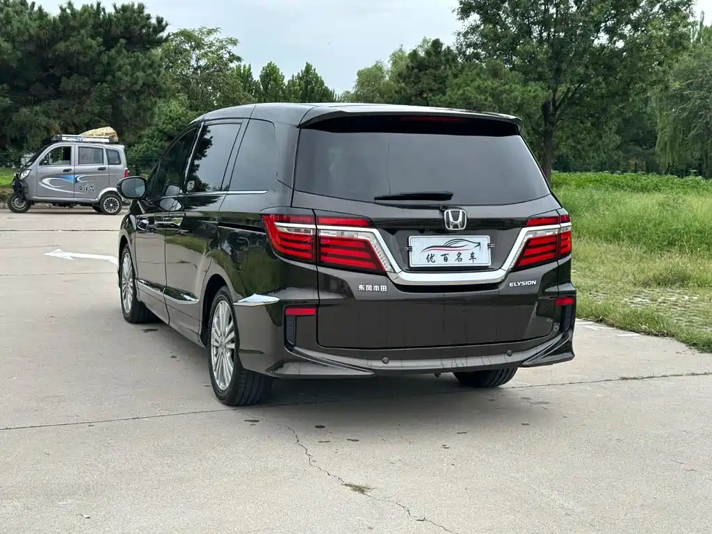Honda Elysion — миниатюра 4