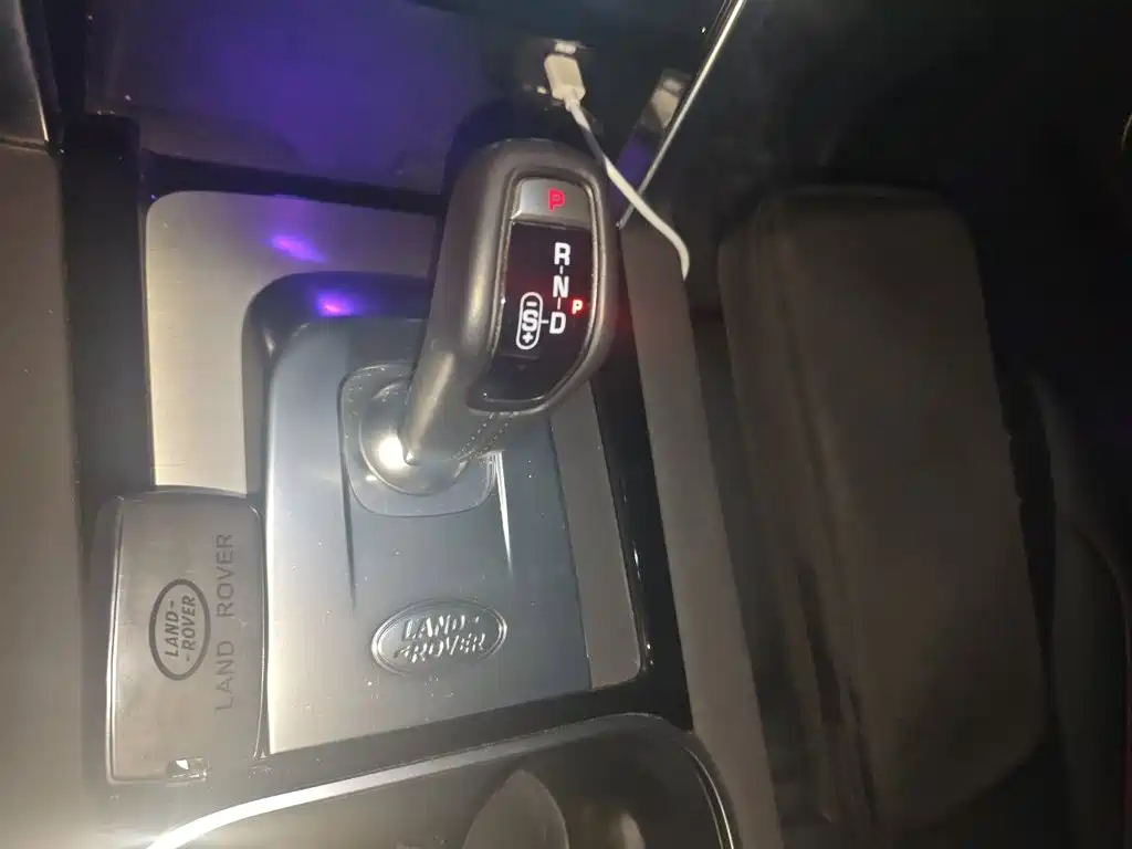 Land Rover Discovery Sport — миниатюра 10