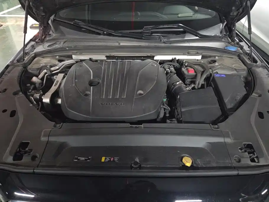 Volvo S90 — миниатюра 10