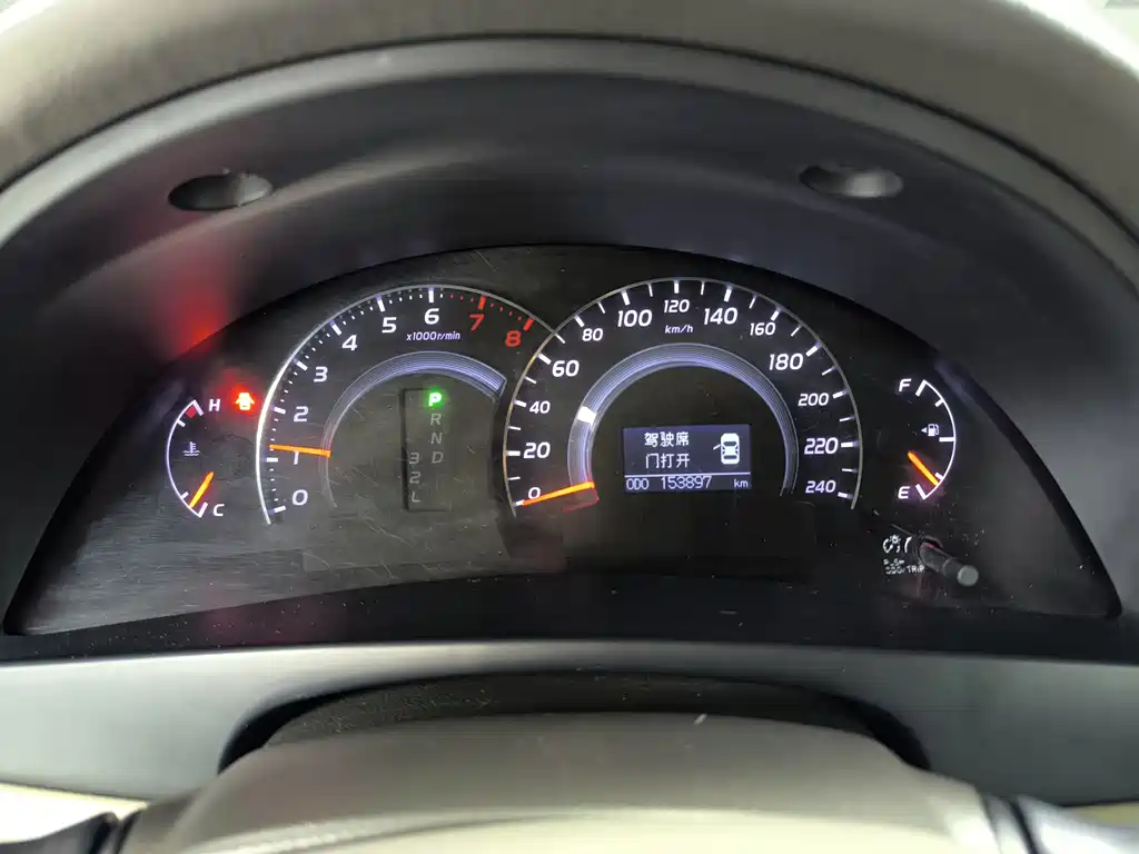 Toyota Camry — миниатюра 6