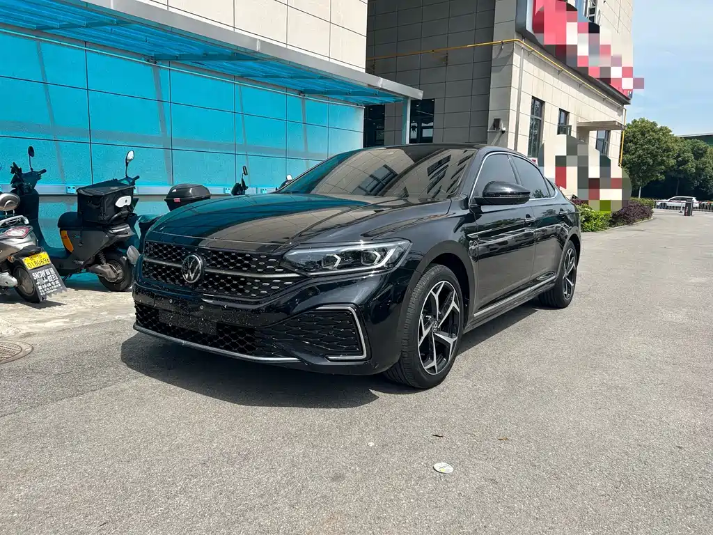 Volkswagen Passat 2022