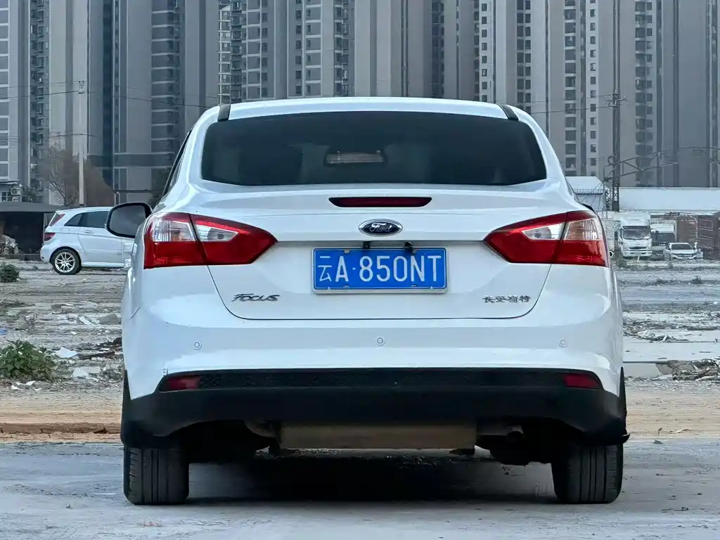 Ford Focus — миниатюра 5