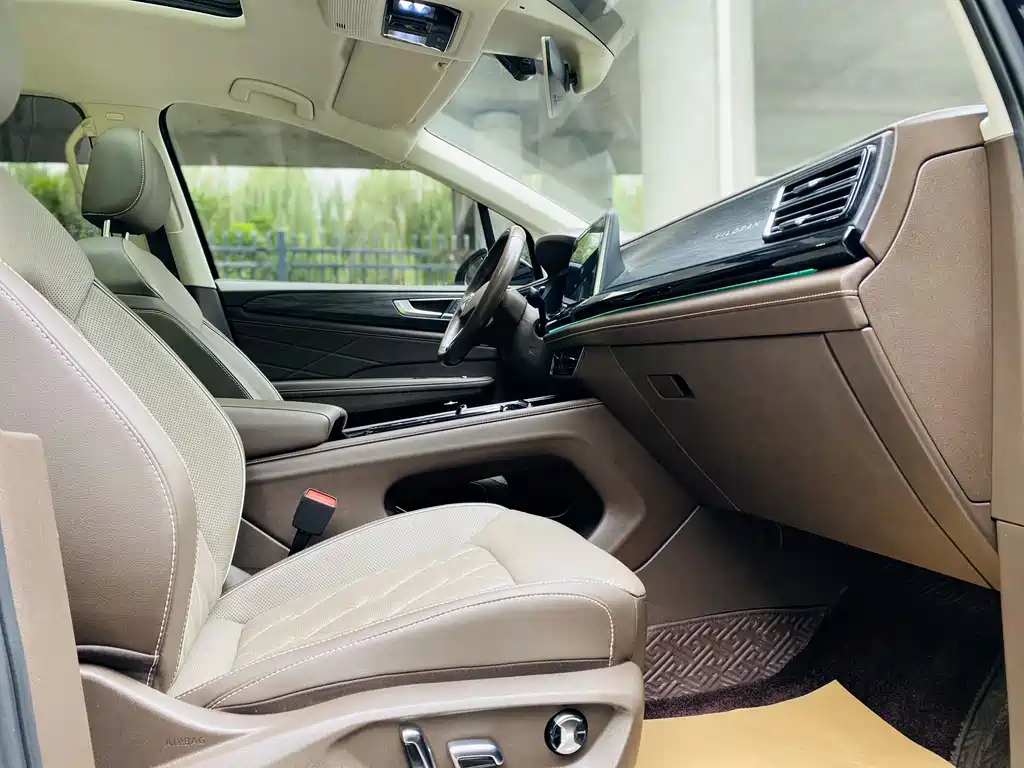 Volkswagen Viloran — миниатюра 9