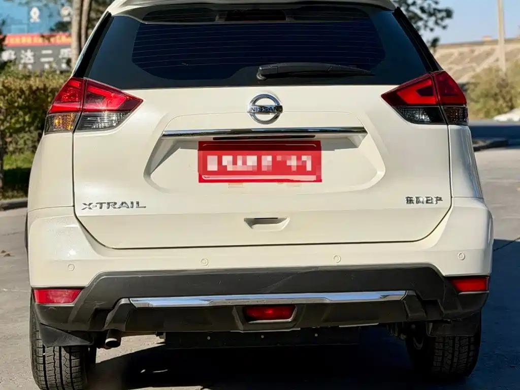 Nissan X-Trail — миниатюра 7