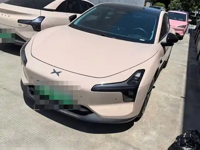 2025 Xpeng Mona M03