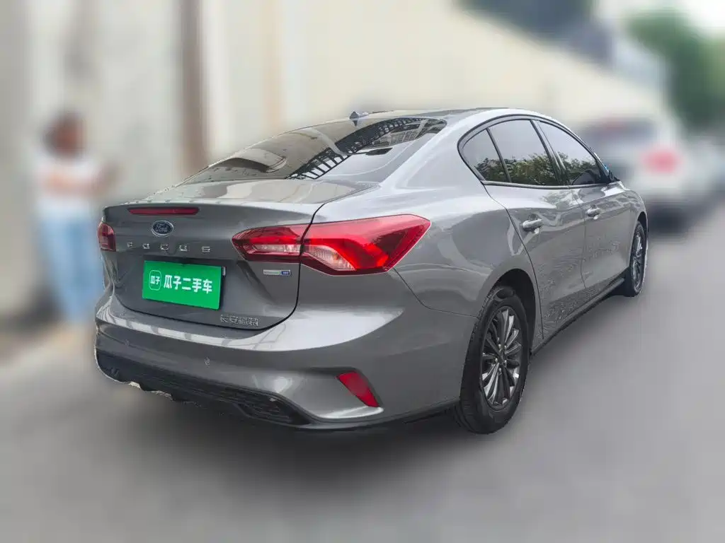 Ford Focus — миниатюра 4