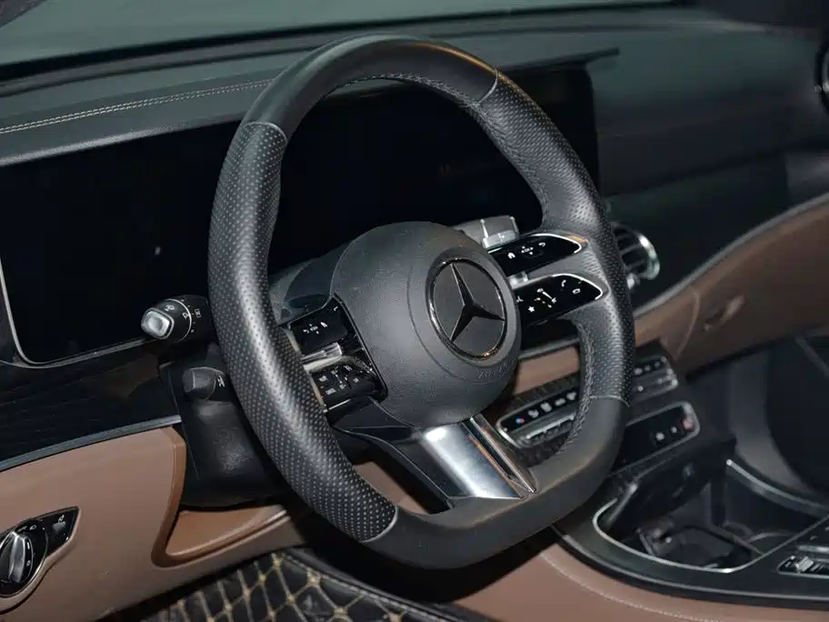 Mercedes-Benz E-Class E 2023 E 350 e L Sport