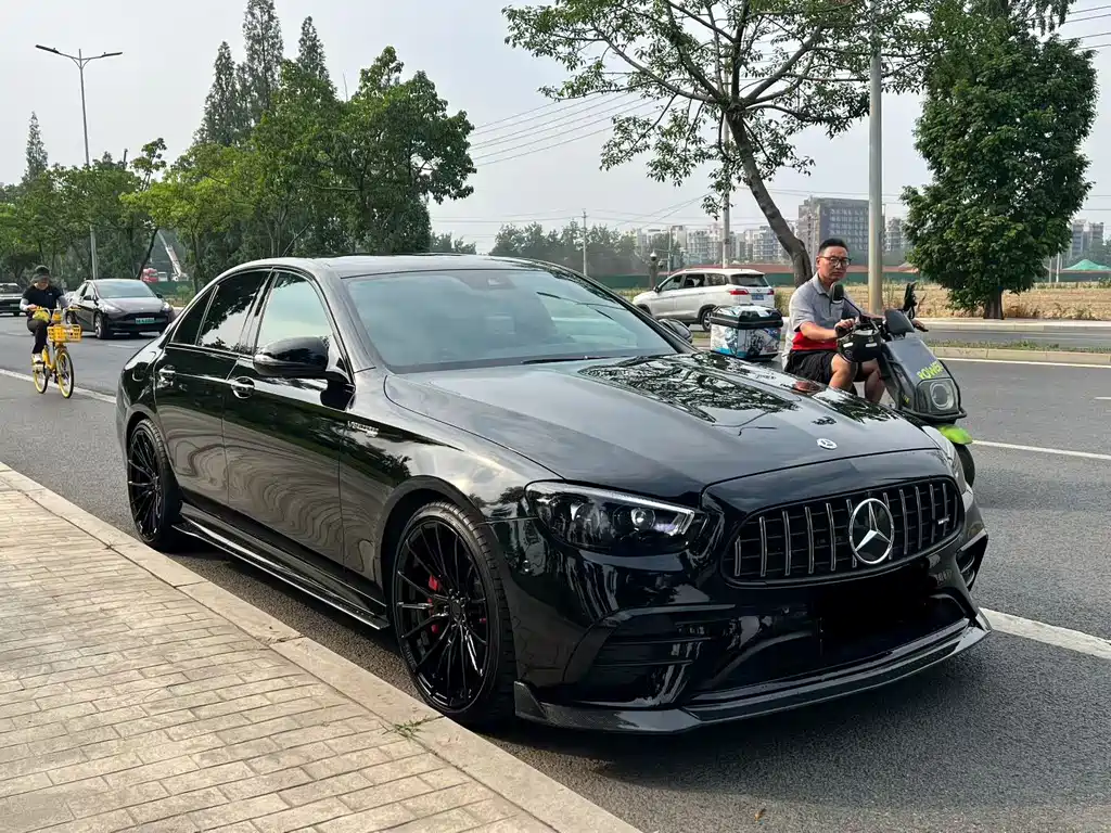 Mercedes-Benz E-Class AMG — миниатюра 2