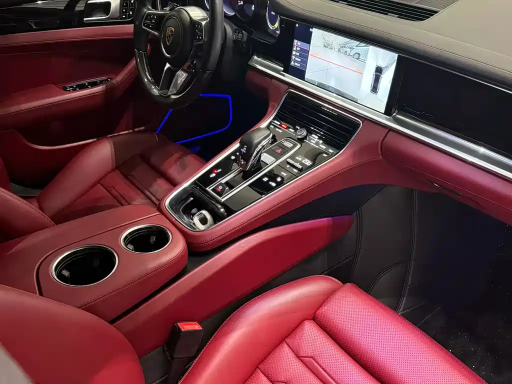 Porsche Panamera — миниатюра 12