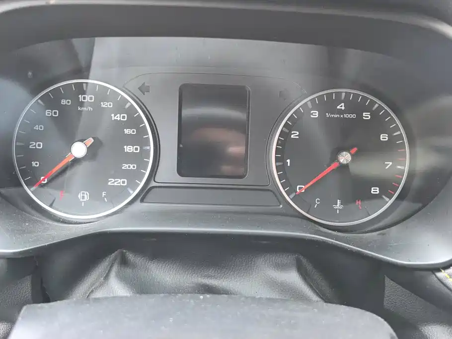 Roewe i5 — миниатюра 14