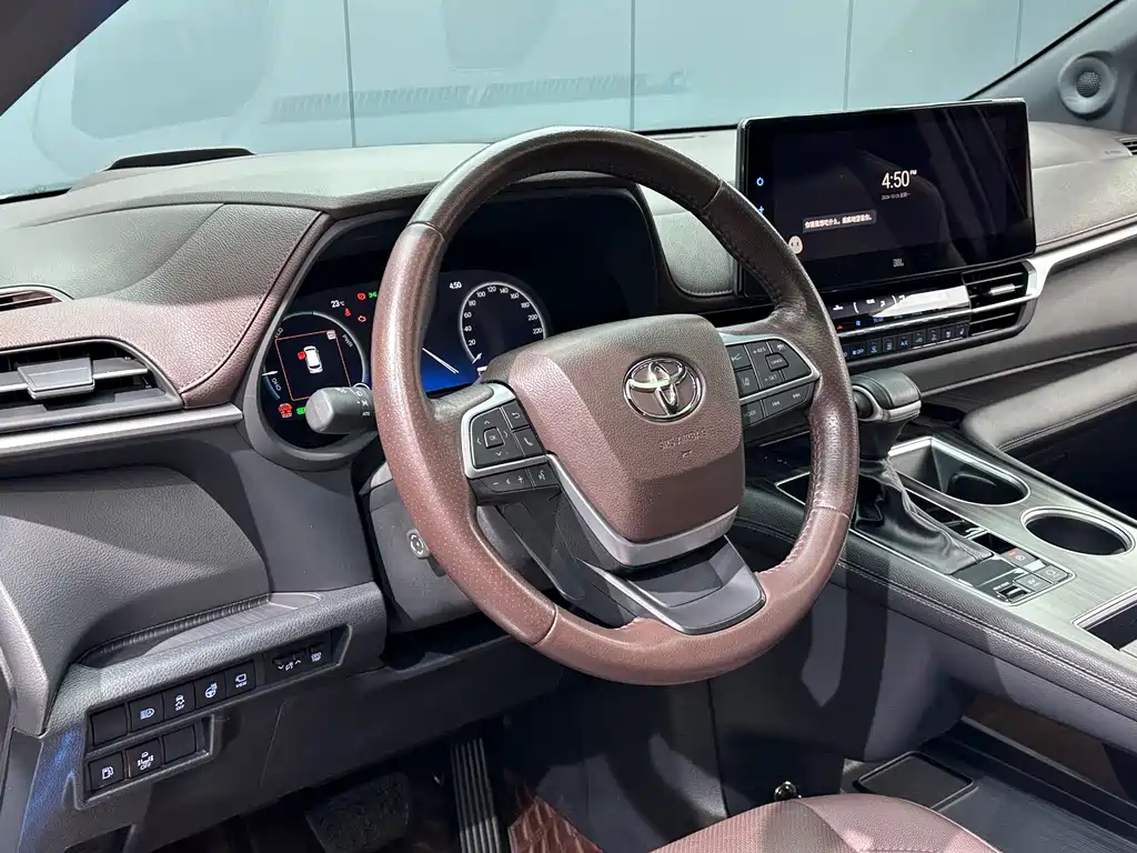 Toyota Sienna — миниатюра 10