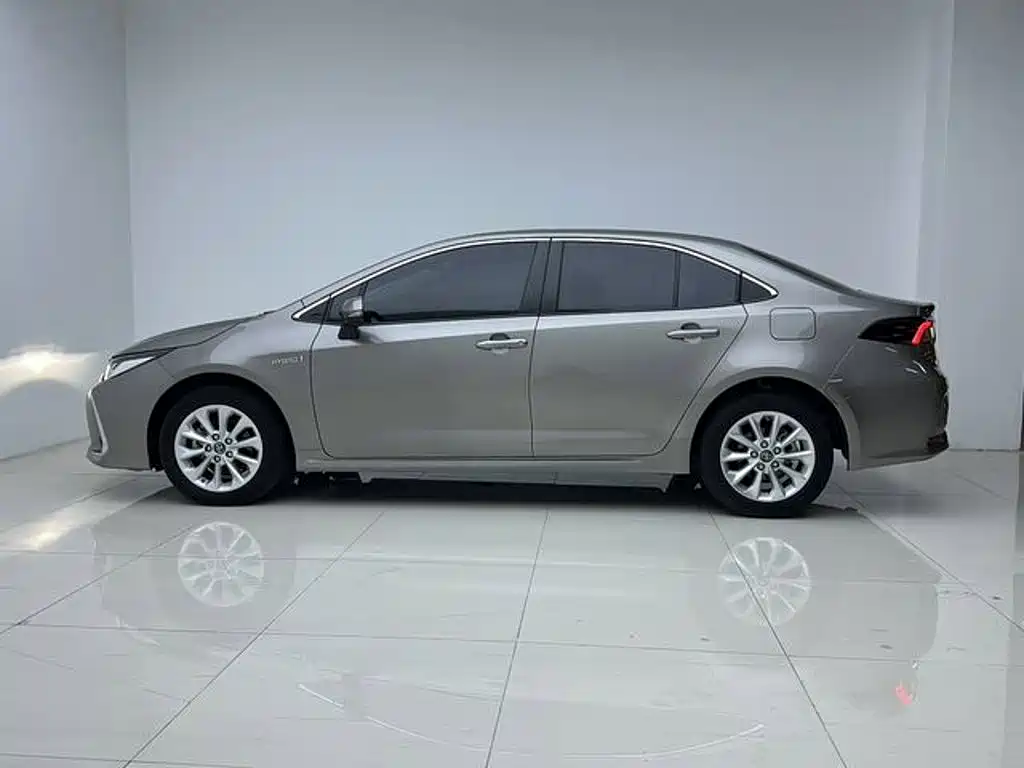 Toyota Corolla — миниатюра 7