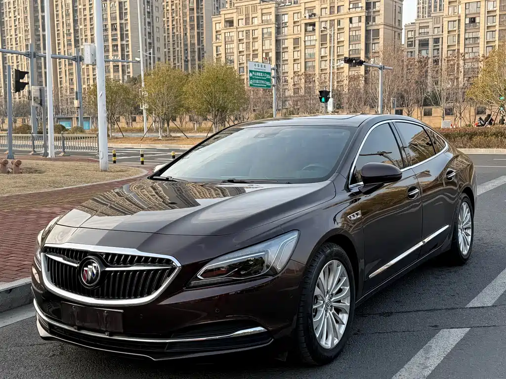 BUICK LACROSSE