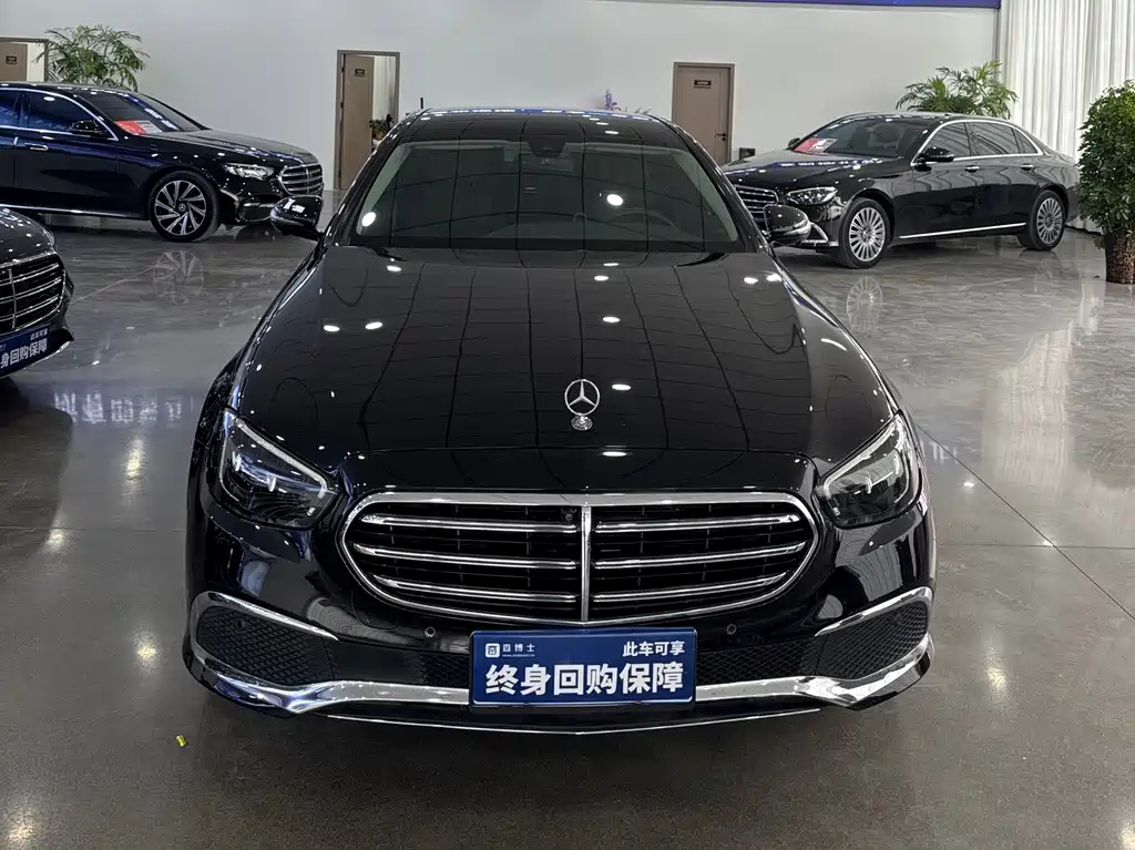 Mercedes-Benz E-Class — миниатюра 2